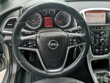 Opel Astra J Sports Tourer Facelifting 1.4 Turbo ECOTEC 140KM 2014 Opel Astra 1.4 16v 140KM Klimatronik Tempomat, zdjęcie 13