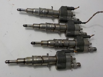 BMW 3 (E90) VSTŘIKOVACÍ TRYSKA 1353 7589048-11