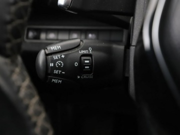 Peugeot 3008 II Plug-In Hybrid HYbrid 225 PHEV 225KM 2020 Peugeot 3008 PHEV automat półskóra virtual, zdjęcie 35