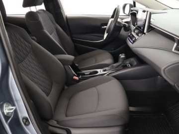 Toyota Corolla XII Sedan 1.8 Hybrid 122KM 2019 Toyota Corolla 1.8 Hybrid, Salon Polska, Automat, zdjęcie 7
