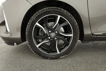 Toyota Yaris III Hatchback 5d Facelifting Hybrid 100KM 2017 Toyota Yaris Hybrid, Salon Polska, Serwis ASO, zdjęcie 17