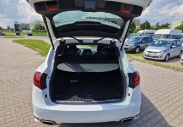 Porsche Cayenne II SUV 4.2 V8 382KM 2014 Porsche Cayenne S 4.2 Pneumatyka BOSE Panorama Kamera 4.1 Diesel 382KM, zdjęcie 10