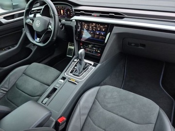 Volkswagen Arteon Shooting Brake R 2.0 TSI 320KM 2022 Volkswagen Arteon Shooting Brake R 4motionAlcantara Masaze ACC Faktura VAT, zdjęcie 13