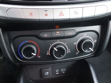 Fiat Tipo II Hatchback 1.4 95KM 2017 Fiat Tipo 1.4 16V, Salon Polska, Klima, Parktronic, zdjęcie 12