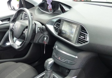 Peugeot 308 II SW 1.2 PureTech 130KM 2014 Peugeot 308 II SW 1.2 PureTech 130KM Salon Polska Automat 1.2 Benzyna 130KM, zdjęcie 8