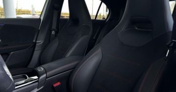 Mercedes Klasa A W177/V177 Hatchback Facelifting 2.0 220 190KM 2024 Mercedes-Benz Klasa A 4Matic AMG Line Multibeam AndroidAuto Pamiec foteli, zdjęcie 10