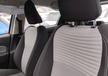 Toyota Yaris III Hatchback 5d Facelifting 2017 1.5 Dual VVT-iE 111KM 2018 Toyota Yaris 2018r, 1.5 Benzyna. Uszkodzony przod. 1.5 Benzyna 112KM, zdjęcie 7