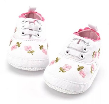 ДЕТСКАЯ обувь КРОССОВКИ с вышивкой цветов размер 18/19 12см 6-12 месяцев БЕЛЫЕ