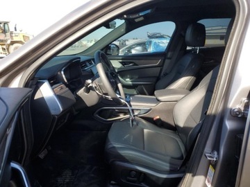 Jaguar F-Pace 2023 Jaguar F-Pace S 2023 2.0l 2.0 Benzyna 247KM, zdjęcie 7