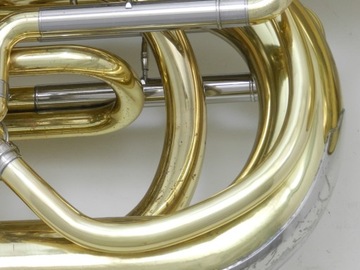 Yamaha YBB-641 Bb Туба отремонтированный футляр + мундштук DR24-133