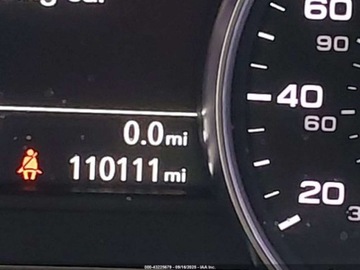 Audi A8 D4 Sedan Facelifting 4.0 TFSI 435KM 2015 Audi A8 L 4.0T 2015 4.0 Benzyna 435KM, zdjęcie 12