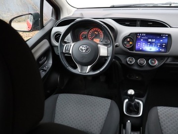 Toyota Yaris III Hatchback 5d Facelifting 1.0 VVT-i 69KM 2015 Toyota Yaris 1.0 VVT-i, Salon Polska, Serwis ASO, zdjęcie 6