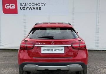 Mercedes GLA I Off-Roader Facelifting 1.6 200 156KM 2019 Mercedes-Benz GLA 1.6 T 156KM AT7 Style Salon PL ASO 1.6 Benzyna 156KM, zdjęcie 7