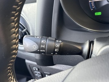 Toyota Auris II Touring Sports Facelifting 1.8 Hybrid 136KM 2017 Toyota Auris Hybrid 135 Premium II (2012-) Hybrid, zdjęcie 19
