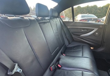 BMW Seria 3 F30-F31-F34 Limuzyna Facelifting 3.0 330d 258KM 2016 BMW Seria 3 Naped na 4 kola 3.0 Diesel 258KM, zdjęcie 10
