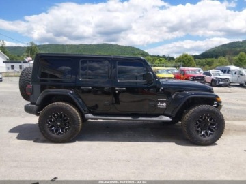 Jeep Wrangler IV 2019 Jeep Wrangler Unlimited Sahara 4x4 2019 2.0 Benzyna 270KM, zdjęcie 4
