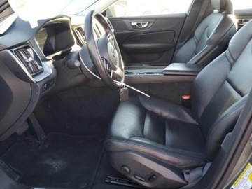 Volvo 2020 Volvo S60 2020 VOLVO S60 T5 MOMENTUM 2.0 Benzyna 250KM, zdjęcie 7