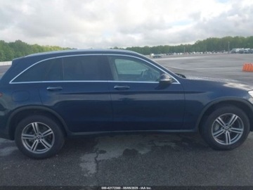 Mercedes GLC C253 2021 Mercedes-Benz GLC 2021 r. ,2,0L 300 4 MATIC 2.0 Benzyna 255KM, zdjęcie 13