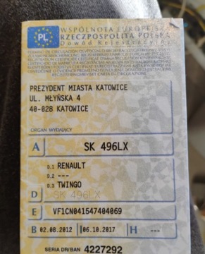 Renault Twingo II Hatchback 3d 1.2 16v 75KM 2012 Renault Twingo 2012r, 1.2. Benzyna. KABRIOLET. Delikatnie uszkodzony tyl., zdjęcie 27