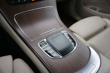 Mercedes GLC C253 SUV Facelifting 2.0 220d 194KM 2019 Mercedes-Benz GLC 4-Matic 1rej. 2020 Kamera 360 Tempomat Multibeam LED, zdjęcie 15