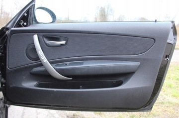 BOCZEK TAPICERKA DRZWI PRAWY PRZÓD BMW E81 E82 E88
