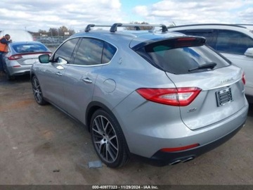 Maserati Levante 2017 Maserati Levante S 2017 3.0l 3.0 Benzyna 424KM, zdjęcie 3