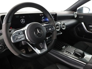 Mercedes CLA C118/X118 Shooting Brake 2.0 200d 150KM 2019 Mercedes CLA 200 automat multibeam LED,, zdjęcie 13