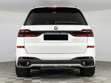 BMW X7 SUV Facelifting 3.0 40d 352KM 2025 xDrive40d Sport Suv 3.0 (352KM) 2025, zdjęcie 2
