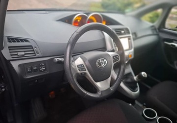 Toyota Verso Minivan 1.8 Valvematic 147KM 2010 Toyota Verso 147 Tys km 1.8 Benzyna 147KM, zdjęcie 7