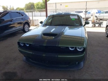 Dodge Challenger III 2018 Dodge Challenger 2018 Dodge Challenger SRT 392 RWD 6.4 Benzyna 485KM, zdjęcie 1