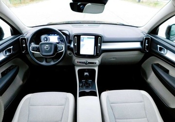 Volvo XC40 Crossover 1.5 T3 163KM 2020 Volvo XC 40 z Gwarancja Bezowa Tpicerka Kamera Model 2021r 1.5 Benzyna, zdjęcie 5