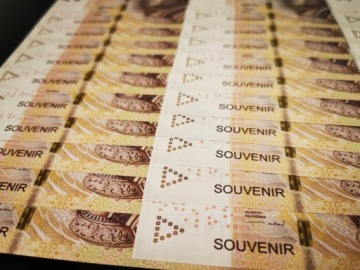 Купюры 200 злотых для игры и обучения 25шт