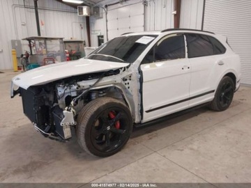 Bentley Bentayga 2022 Bentley Bentayga SV8 2022 4.0l 4.0 Benzyna 542KM, zdjęcie 1