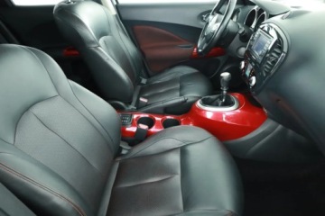 Nissan Juke I SUV 1.6 DIG-T 190KM 2010 Nissan Juke 1.6 DIG-T, Skóra, Navi, Klima, zdjęcie 6