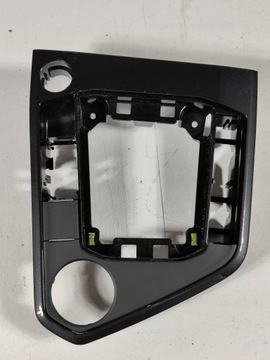 VW Tiguan II 16- Panel Środkowy Ramka Biegów Orygi