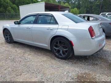 Chrysler 300C II 2021 Chrysler 300 Touring 2021 3.6l 3.6 Benzyna 292KM, zdjęcie 3
