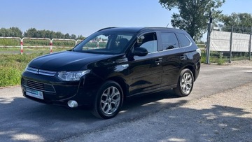 Mitsubishi Outlander III SUV PHEV 2.0 DOHC MIVEC 121KM 2014 Mitsubishi Outlander Raty 2.0 benz Plugin Hybrid Automat tylko 114tys km Z, zdjęcie 2