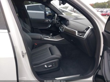 BMW X5 G05 2021 BMW X5 xDrive40i 2021 3.0l 3.0 Benzyna 335KM, zdjęcie 9