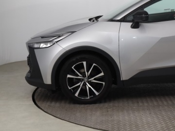 Toyota C-HR I Crossover Facelifting 1.8 Hybrid 122KM 2023 Toyota C-HR 1.8 Hybrid, Salon Polska, zdjęcie 14