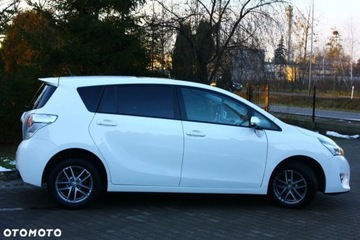 Toyota Verso Minivan Facelifting 1.6 D-4D 112KM 2015 Toyota Verso Toyota Verso 1.6 D-4D 7-Sitzer StartStop Skyview Edition 1.6, zdjęcie 11