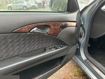 Mercedes Klasa E W211 Kombi S211 1.8 (200 Kompressor) 163KM 2004 Mercedes Klasa E 200 Kompressor Automatik Classic1.8 benz 163KM 2004r, zdjęcie 16