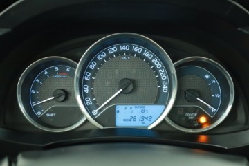 Toyota Corolla XI Sedan 1.4 D-4D 90KM 2015 Toyota Corolla 1.4 D-4D, Salon Polska, Klima, zdjęcie 7