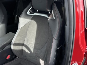 Toyota C-HR II SUV Plug-In 2.0 Hybrid Dynamic Force Plug-in  223KM 2024 Toyota C-HR 2.0 PHEV GR Sport Toyota C-HR NG 2.0 P, zdjęcie 28