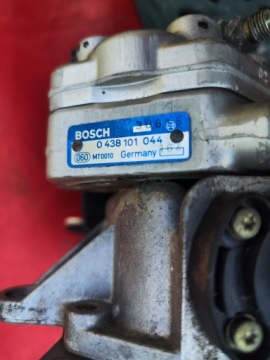 Распределитель впрыска топлива K-JET 0438101044 MERCEDES 124 300CE-24 R129 W140
