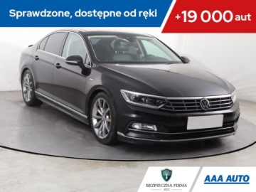 Volkswagen Passat B8 Limousine 2.0 TDI BlueMotion SCR 190KM 2017 VW Passat 2.0 TDI, Salon Polska, Serwis ASO