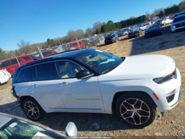 Jeep Grand Cherokee V 2023 Jeep Grand Cherokee Summit Reserve 2023 3.6 Benzyna 293KM, zdjęcie 6