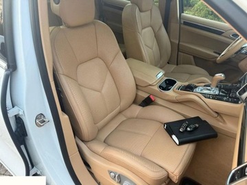 Porsche Cayenne II SUV Facelifting 3.6 300KM 2017 Porsche Cayenne Tiptronic S 3.6 Benzyna 300KM 4x4 2017r, zdjęcie 25