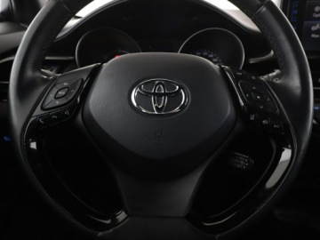 Toyota C-HR I Crossover 1.8 Hybrid 122KM 2016 Toyota C-HR navi kamera ACC LED, zdjęcie 20