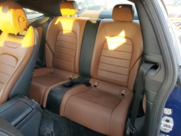 Mercedes Klasa C W205 2017 Mercedes-Benz Klasa C 2017 MERCEDES-BENZ C 300 2.0 Benzyna 241KM, zdjęcie 9