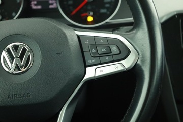 Volkswagen Passat B8 Variant 2.0 TDI BlueMotion SCR 150KM 2019 VW Passat 2.0 TDI, Salon Polska, 1. Właściciel, zdjęcie 17